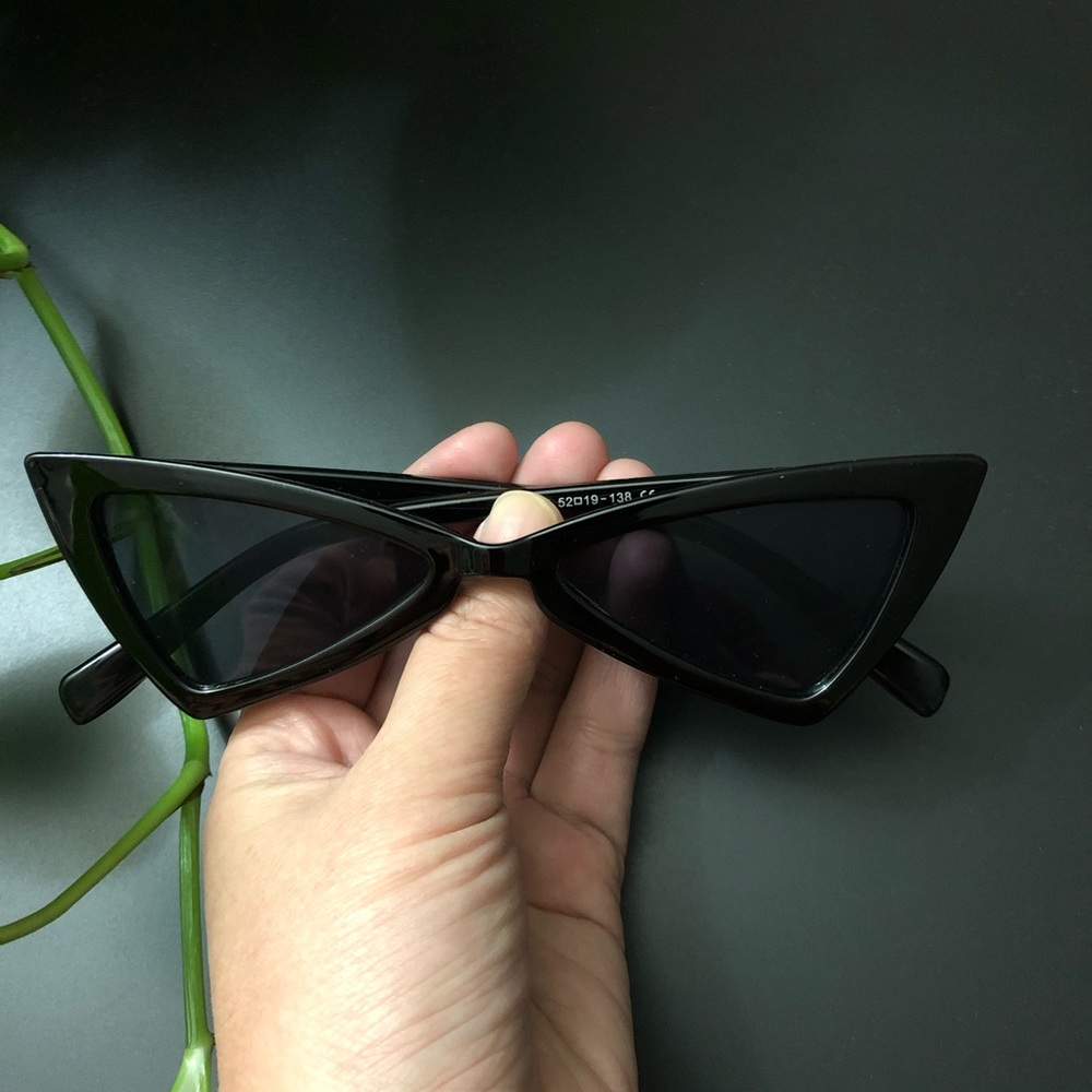 NEW 80s Triangle Shape Cat Eye Sunglasses